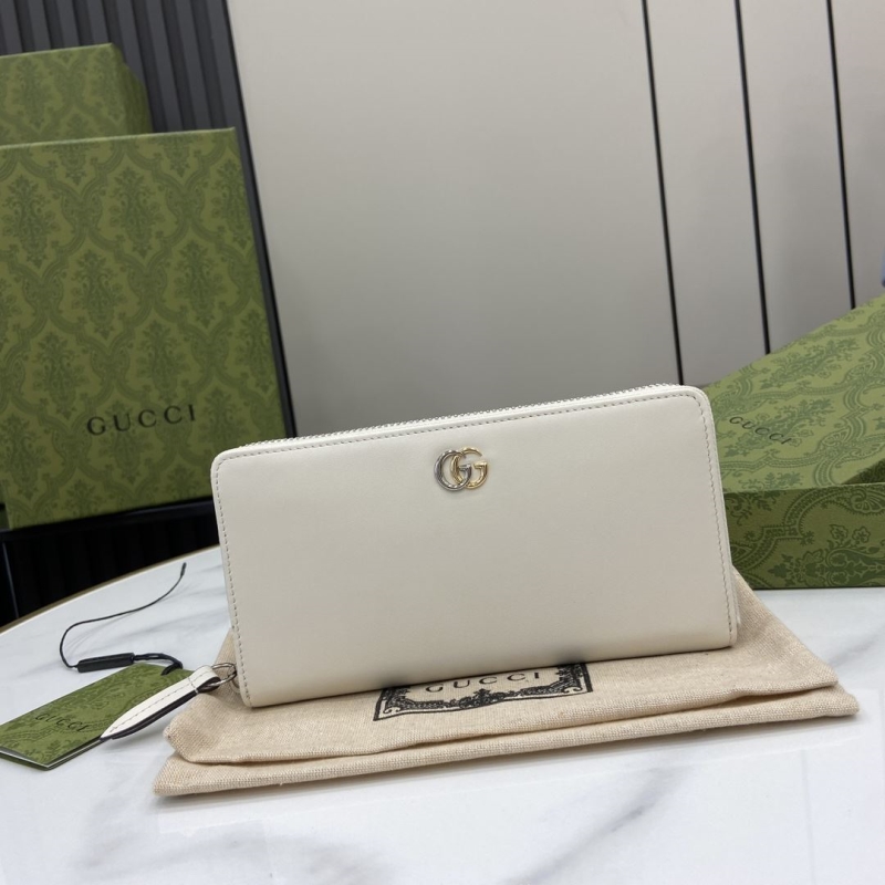 G*u*i wallets & purse